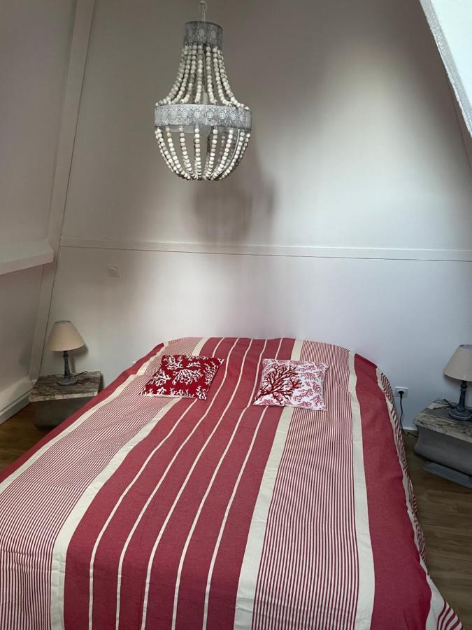 Bed and Breakfast La Meffrais 1741 Dinan Exterior foto