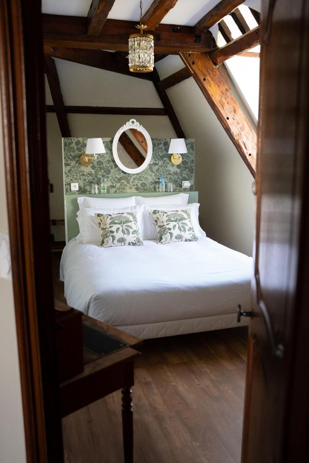 Bed and Breakfast La Meffrais 1741 Dinan Exterior foto